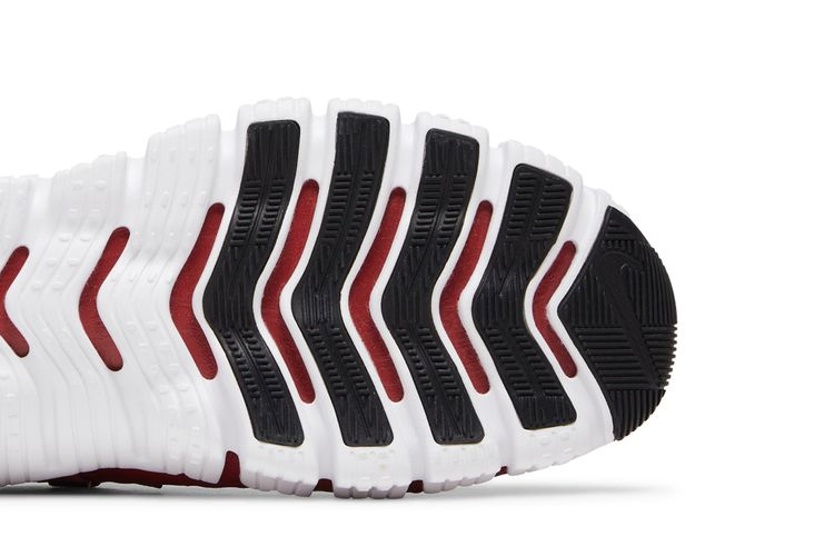 Кроссовки Nike Free Metcon 5 TB 'Team Crimson'