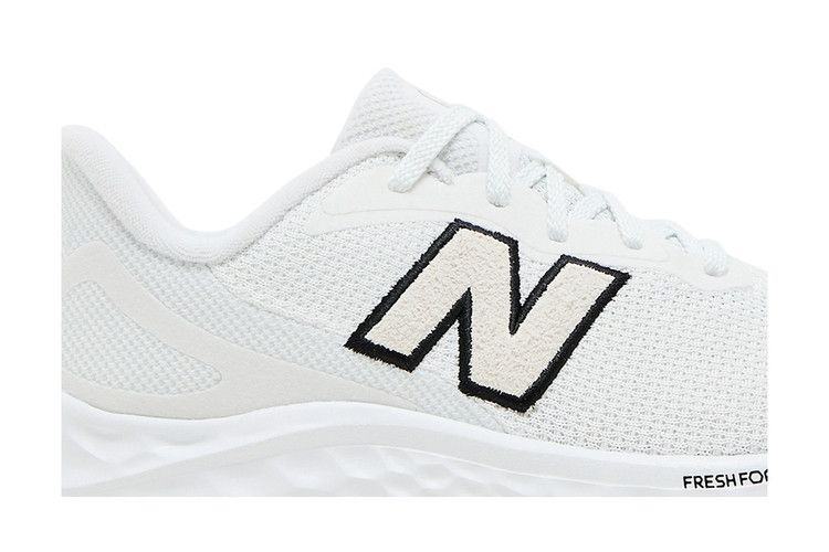 Кроссовки New Balance Fresh Foam Arishi v4 'White Reflection Black'