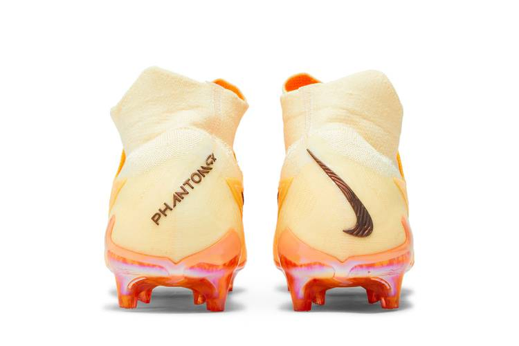 Кроссовки Nike Phantom GX Elite Gripknit DF FG SE 'Blaze Pack'