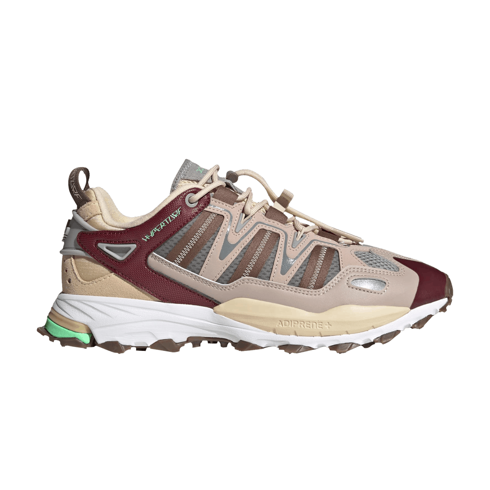 hyperturf-adventure-sand-strata-shadow-red-hq6605