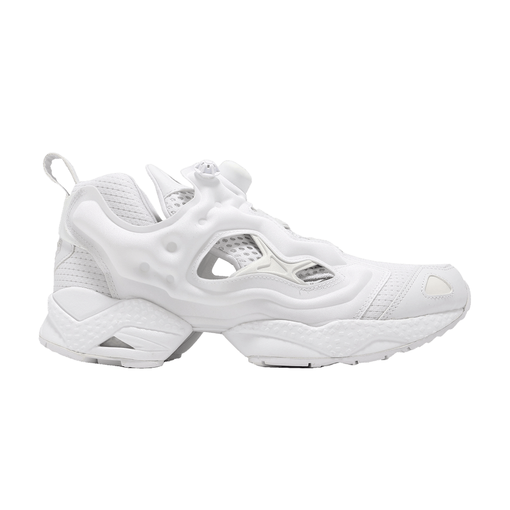 instapump-fury-95-triple-white-100008356