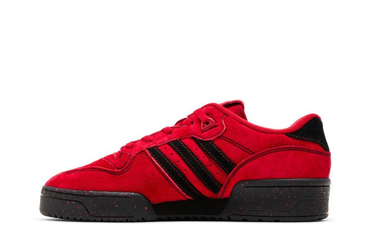 Кроссовки adidas Marvel x Rivalry Low 'Deadpool'