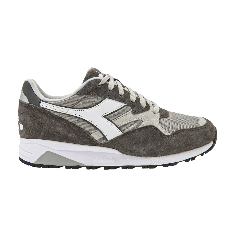 Кроссовки Diadora N902 'Dark Gull'