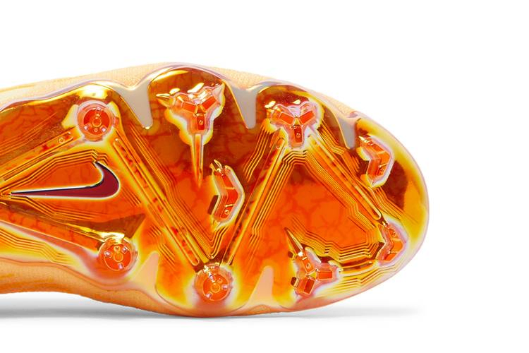 Кроссовки Nike Phantom GX Elite Gripknit SE FG 'Blaze Pack'