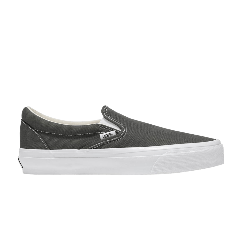 premium-slip-on-98-gunmetal-black-vn000cse2vm