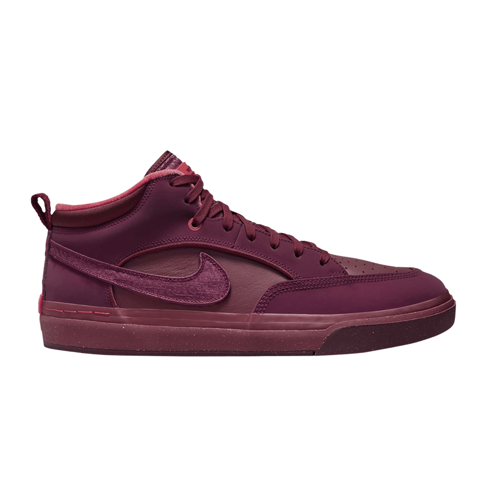 react-leo-sb-dark-beetroot-fq7639-600