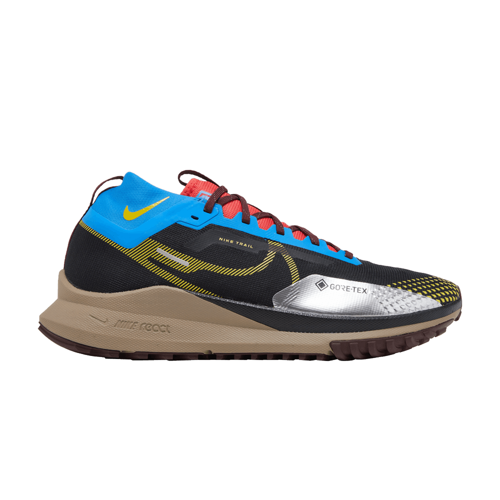 react-pegasus-trail-4-gore-tex-black-vivid-sulfur-dj7926-003