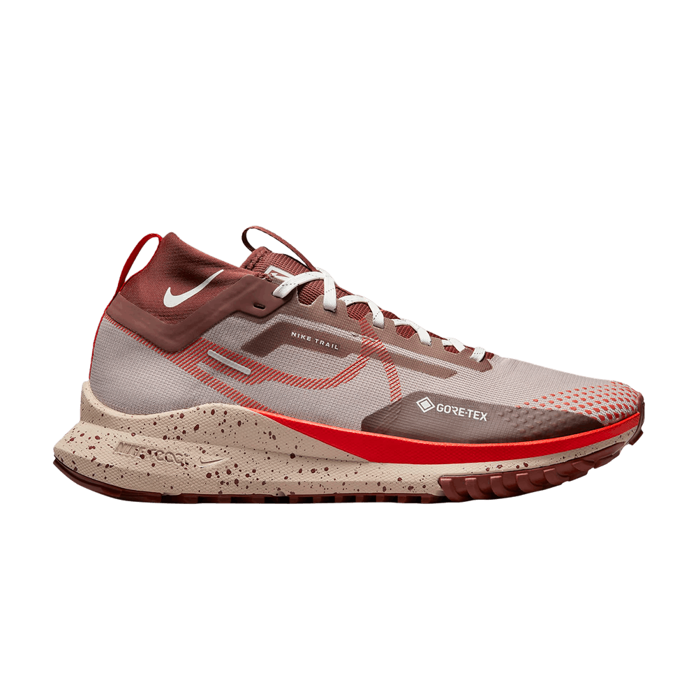 react-pegasus-trail-4-gore-tex-diffused-taupe-picante-red-dj7926-200