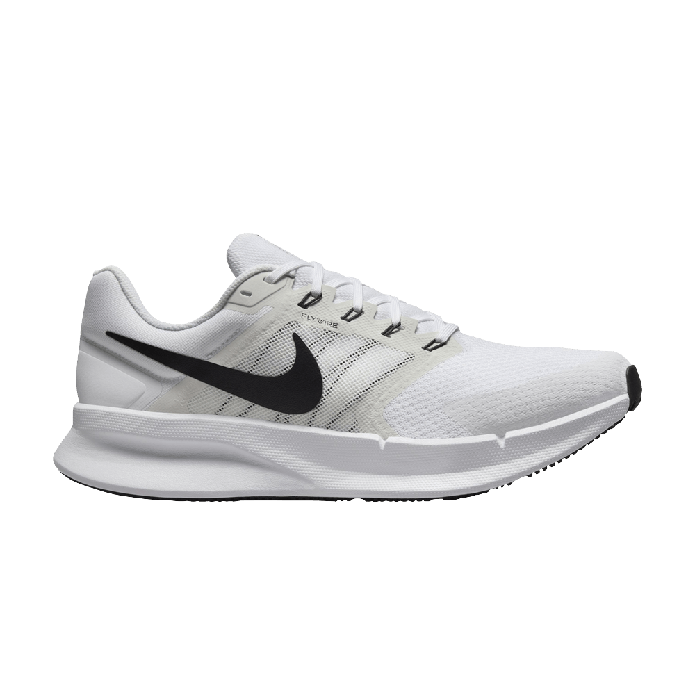 run-swift-3-white-black-dr2695-102