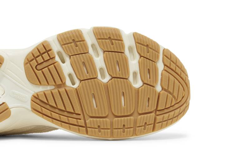 Кроссовки adidas Sean Wotherspoon x Orketro 'Off White'