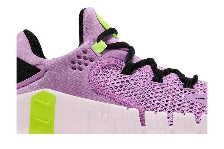 Кроссовки Nike Wmns Free Metcon 4 'Rush Fuchsia Volt'