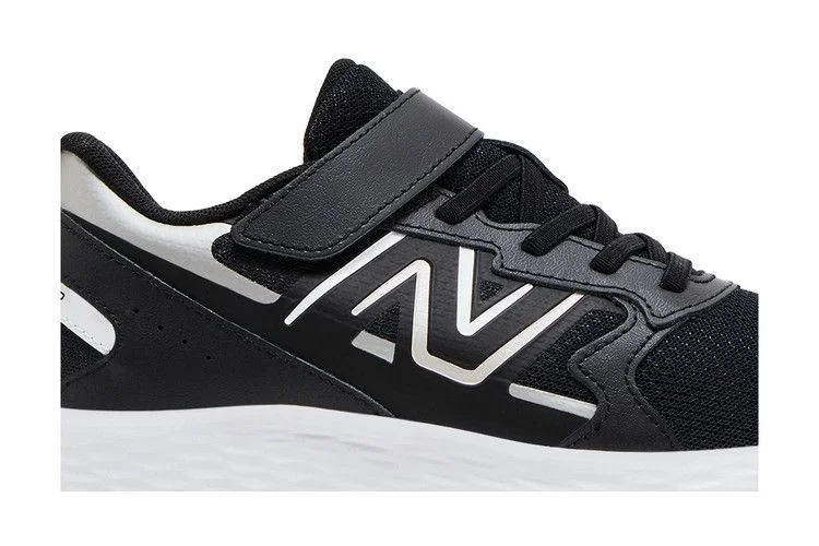 Кроссовки New Balance Fresh Foam 650 Bungee Lace Top Strap Big Kid 'Black Metallic Silver'