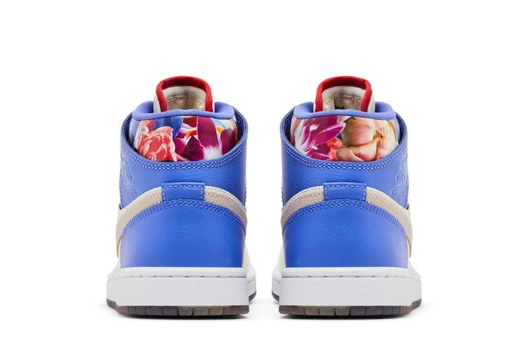 Кроссовки Wmns Air Jordan 1 Mid SE 'Valentine's Day Bouquet'