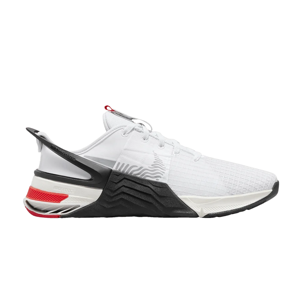 Кроссовки Nike Wmns Metcon 8 FlyEase 'White Picante Red'