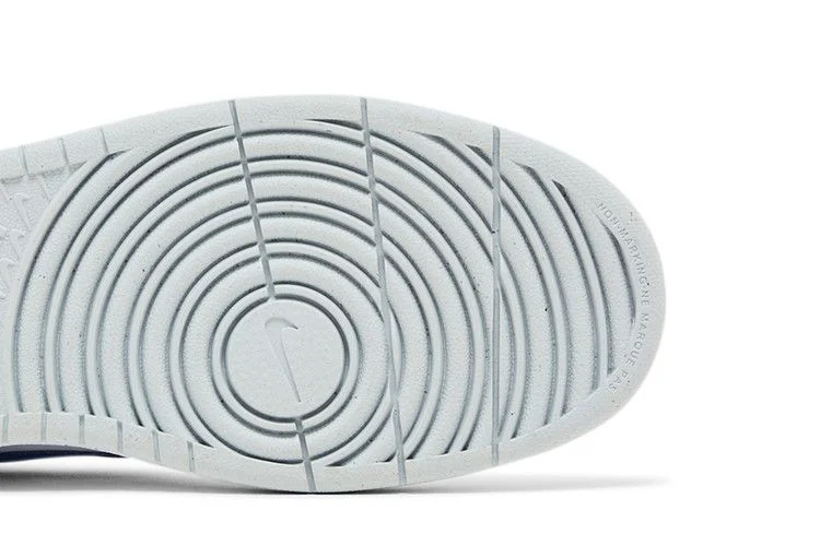 Кроссовки Nike Court Borough Low 2 GS 'White Photo Blue'