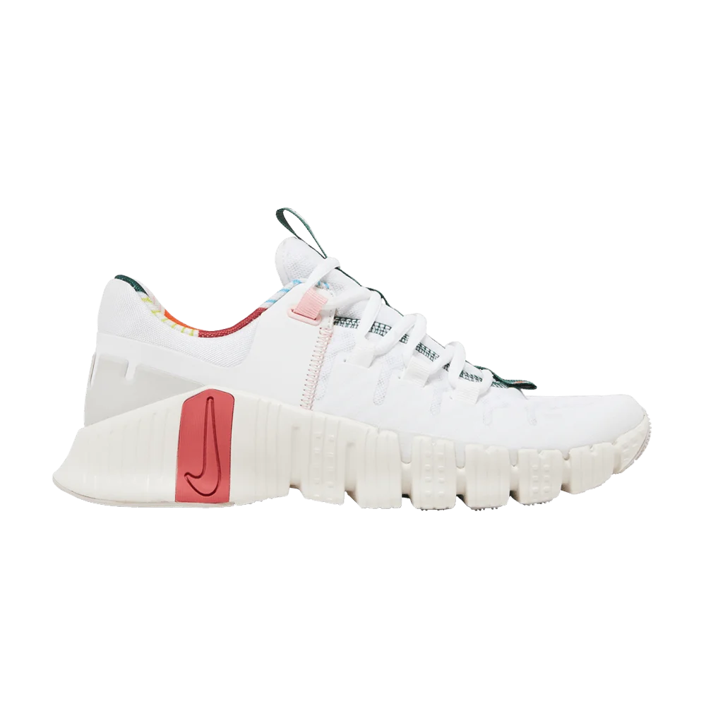 Кроссовки Nike Wmns Free Metcon 5 'All Petals United'