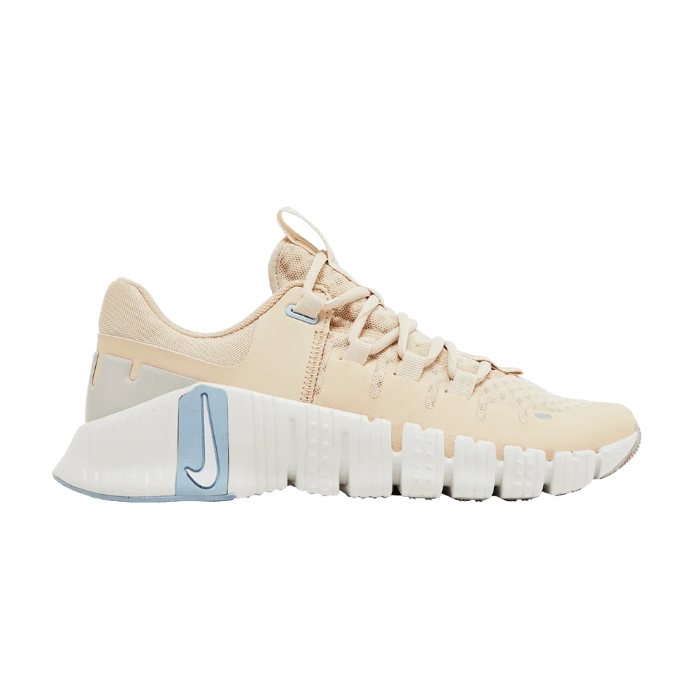 Кроссовки Nike Wmns Free Metcon 5 'Sanddrift'