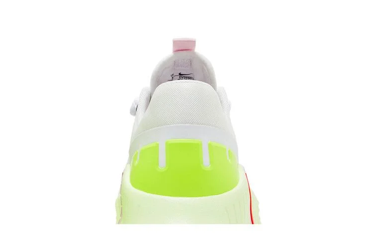 Кроссовки Nike Wmns Free Metcon 5 'White Barely Volt'