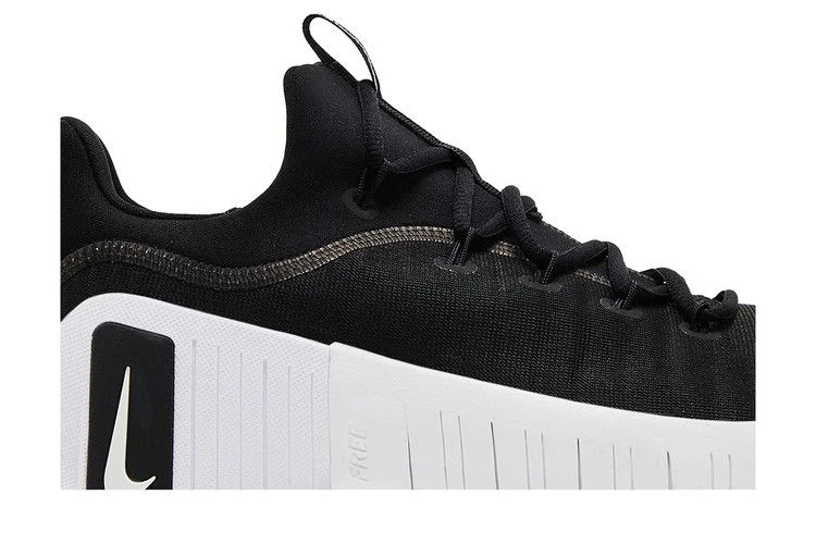 Кроссовки Nike Free Metcon 6 'Black White'