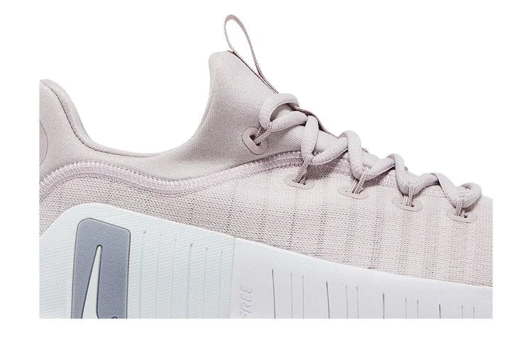 Кроссовки Nike Wmns Free Metcon 6 'Platinum Violet'