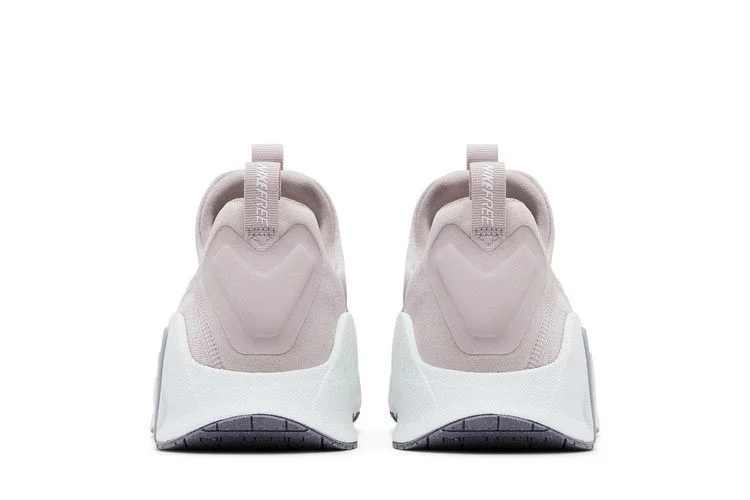 Кроссовки Nike Wmns Free Metcon 6 'Platinum Violet'