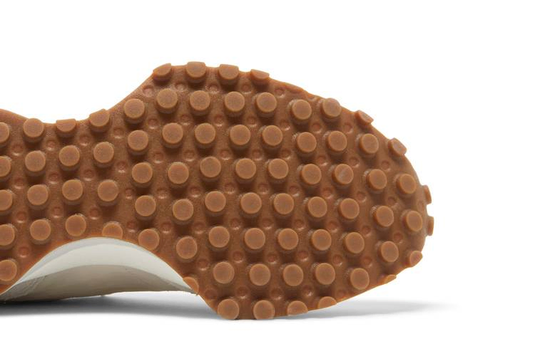 Кроссовки New Balance Wmns 327 'White Gum'