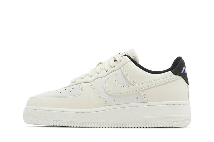 Кроссовки Nike Wmns Air Force 1 '07 LX  'Coconut Milk'