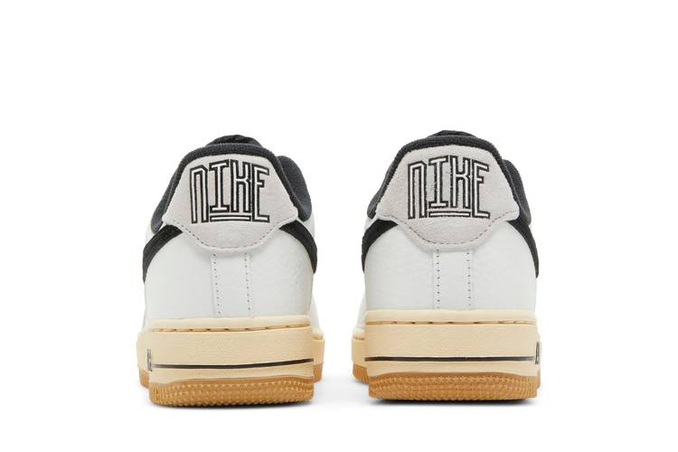 Кроссовки Nike Wmns Air Force 1 '07 'Command Force - White Black'