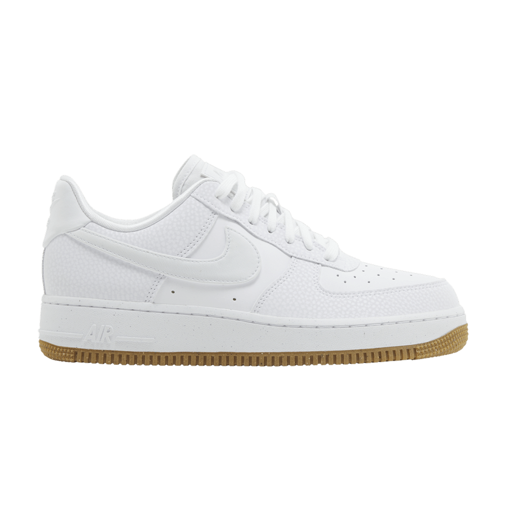 wmns-air-force-1-07-next-nature-white-football-grey-gum-fn6326-100