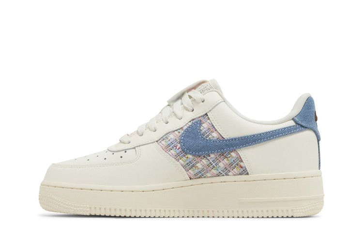 Кроссовки Nike Wmns Air Force 1 Low '07 LX 'Denim Bouclé'
