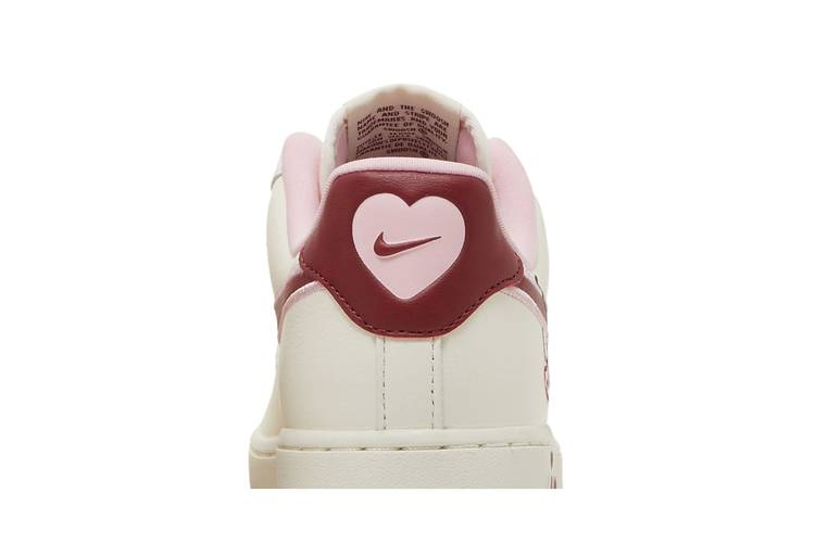 Кроссовки Nike Wmns Air Force 1 Low 'Valentine's Day 2023'