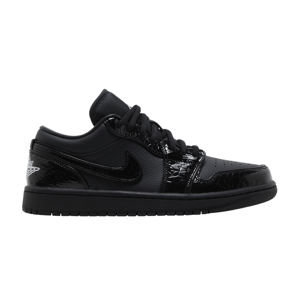 Jordan 1 mid se triple black patent on sale