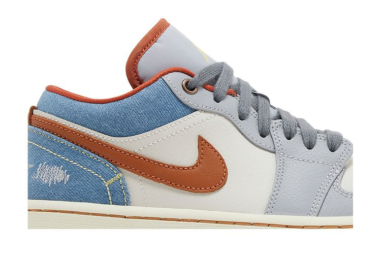 Кроссовки Wmns Air Jordan 1 Low 'Phantom Denim'