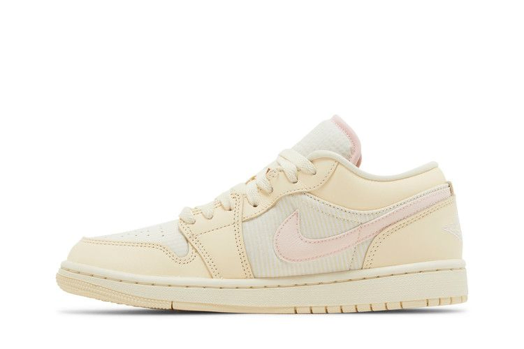 Кроссовки Wmns Air Jordan 1 Low SE 'Muslin Legend Pink'