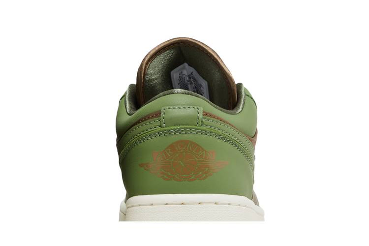 Кроссовки Wmns Air Jordan 1 Low SE 'Olive Brown Kelp'
