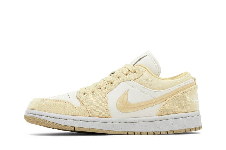 Кроссовки Wmns Air Jordan 1 Low SE 'Team Gold'