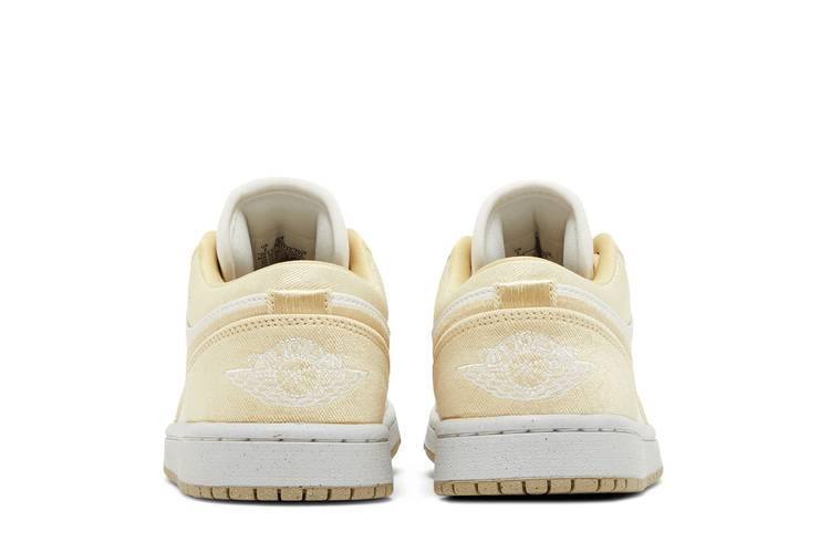 Кроссовки Wmns Air Jordan 1 Low SE 'Team Gold'