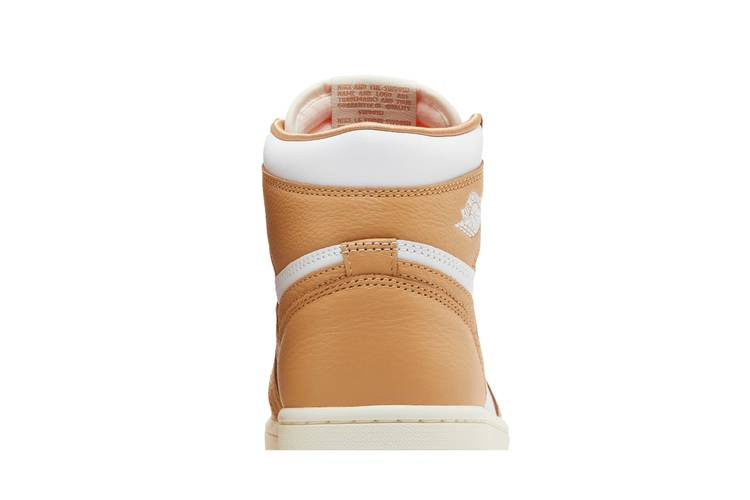 Кроссовки Wmns Air Jordan 1 Retro High OG 'Praline'
