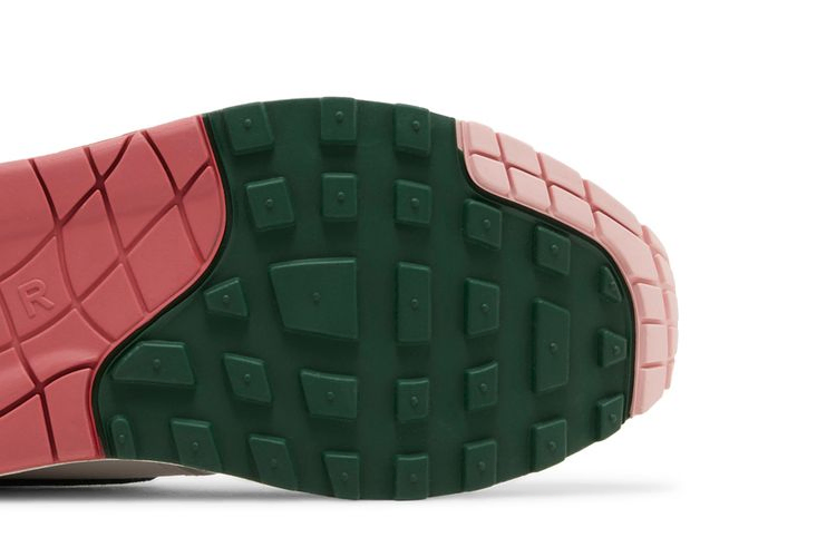 Кроссовки Nike Wmns Air Max 1 'All Petals United'