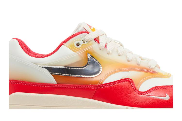 Кроссовки Nike Wmns Air Max 1 'Soft Vinyl'