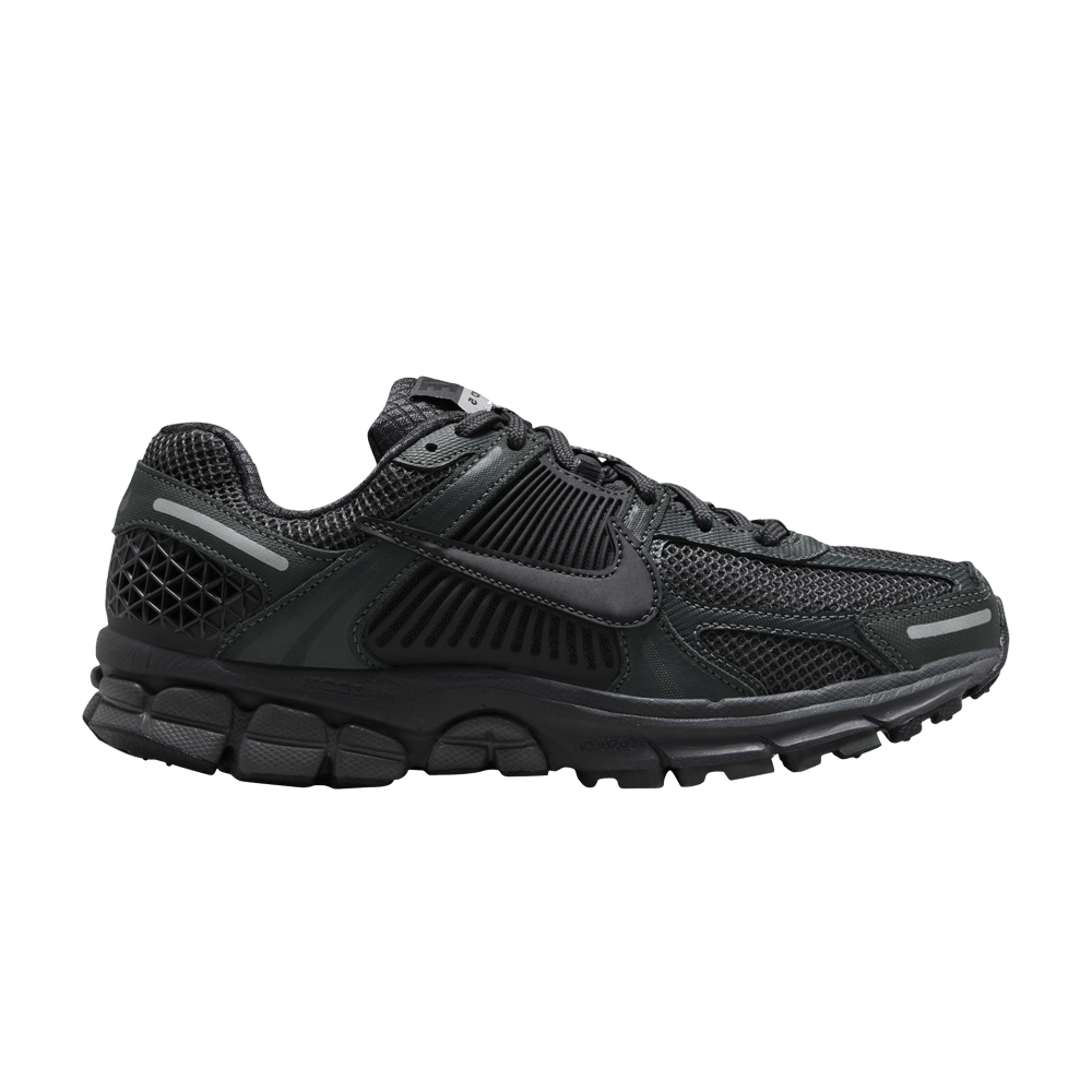 wmns-air-zoom-vomero-5-triple-black-fq7079-002