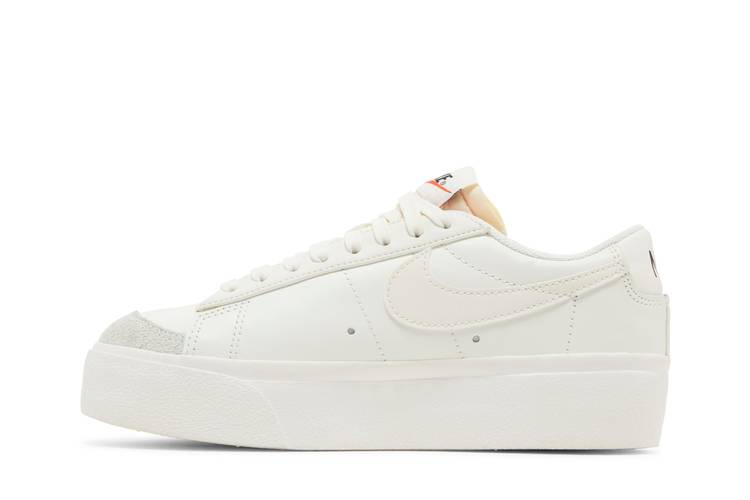 Кроссовки Nike Wmns Blazer Low Platform 'Triple Sail'