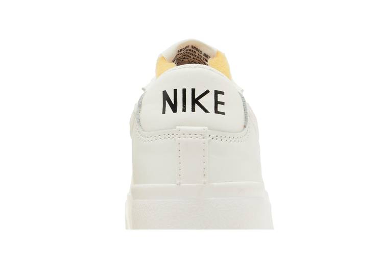 Кроссовки Nike Wmns Blazer Low Platform 'Triple Sail'