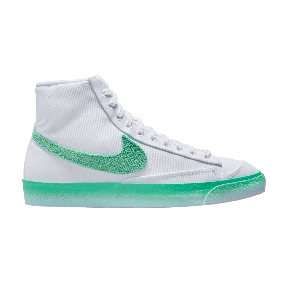 wmns-blazer-mid-77-chenille-swoosh-green-fade-fj4547-100