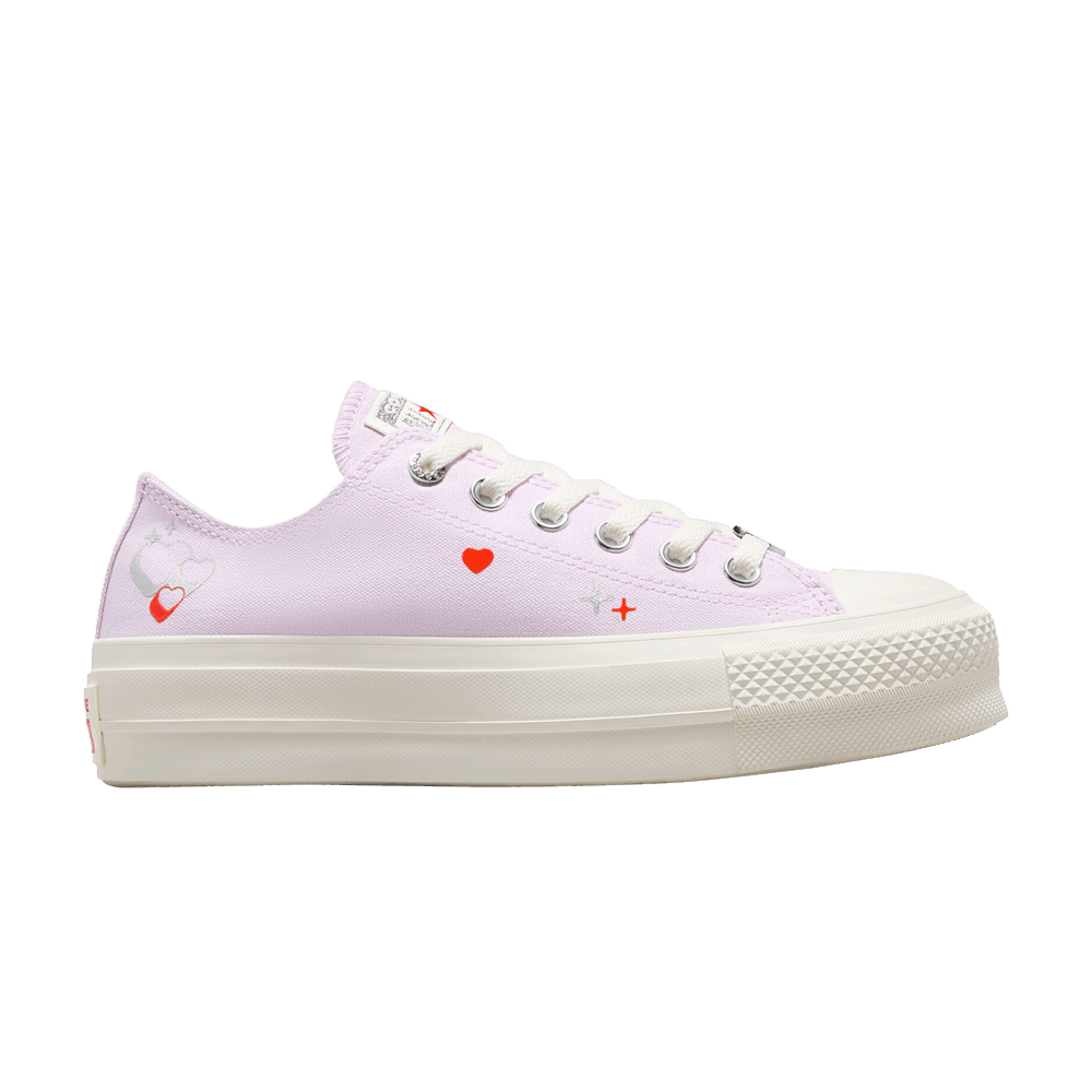 Кроссовки Converse Wmns Chuck Taylor All Star Lift Platform Low 'Y2K Heart'