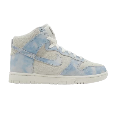 Nike Wmns Dunk High SE 'Clouds'