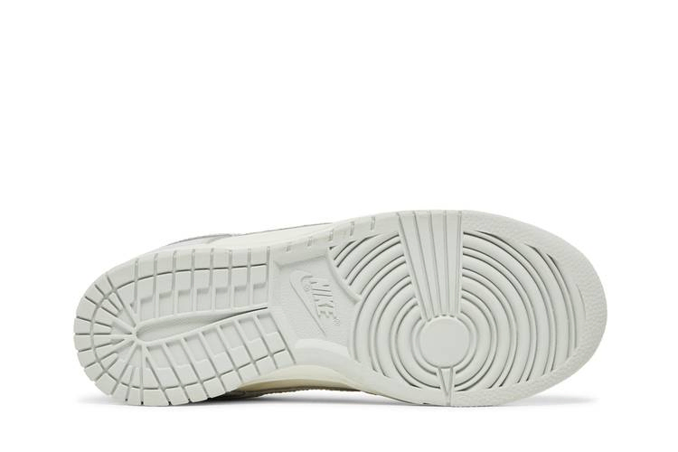 Кроссовки Nike Wmns Dunk Low 'Needlework'