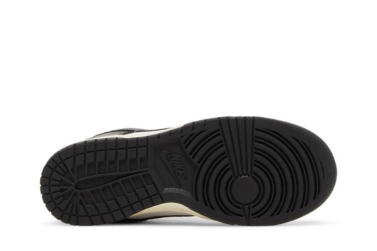 Кроссовки Nike Wmns Dunk Low 'Vintage Panda'