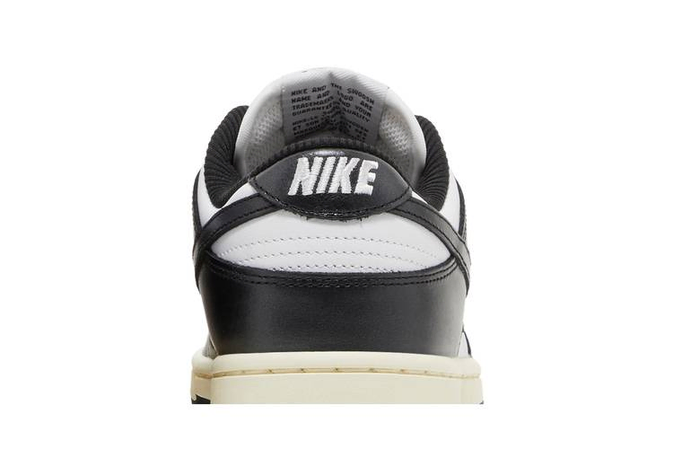 Кроссовки Nike Wmns Dunk Low 'Vintage Panda'