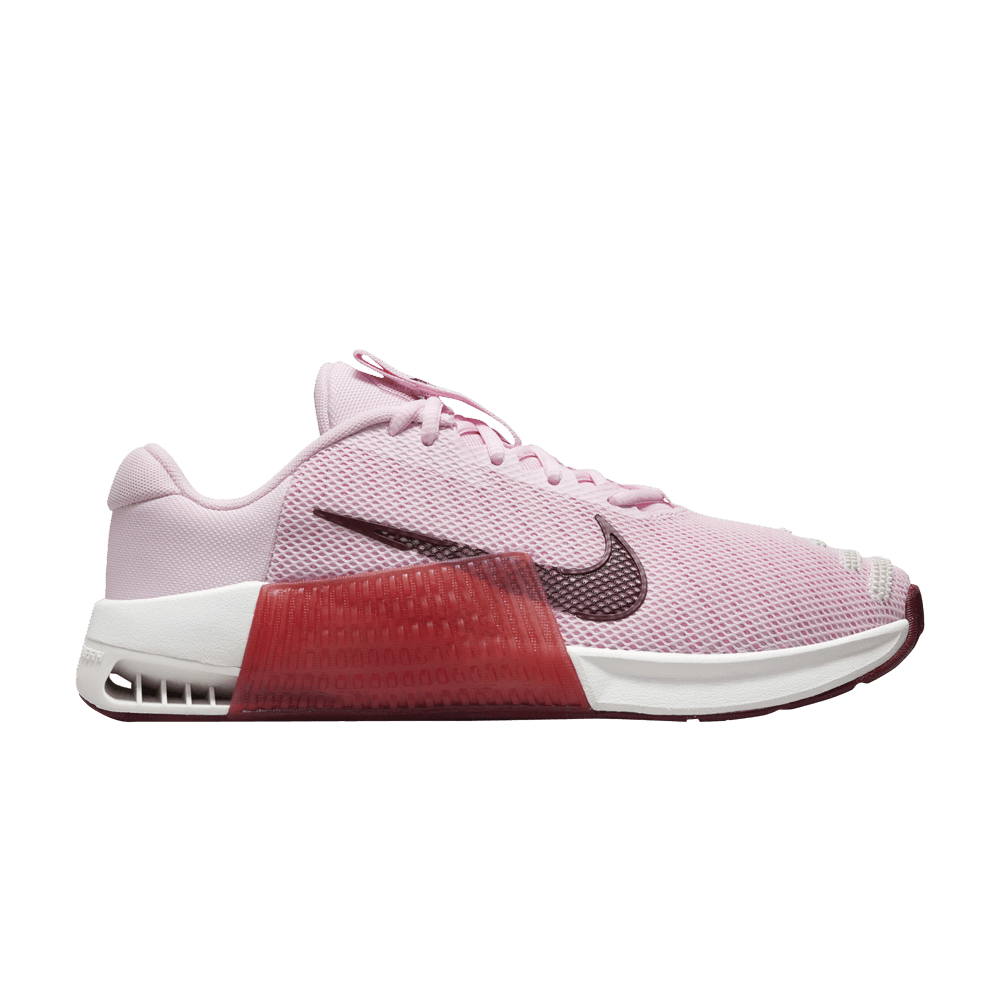 wmns-metcon-9-pink-foam-dark-team-red-dz2537-601